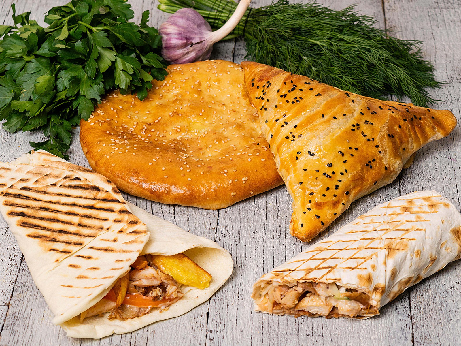 Шаурма и выпечка